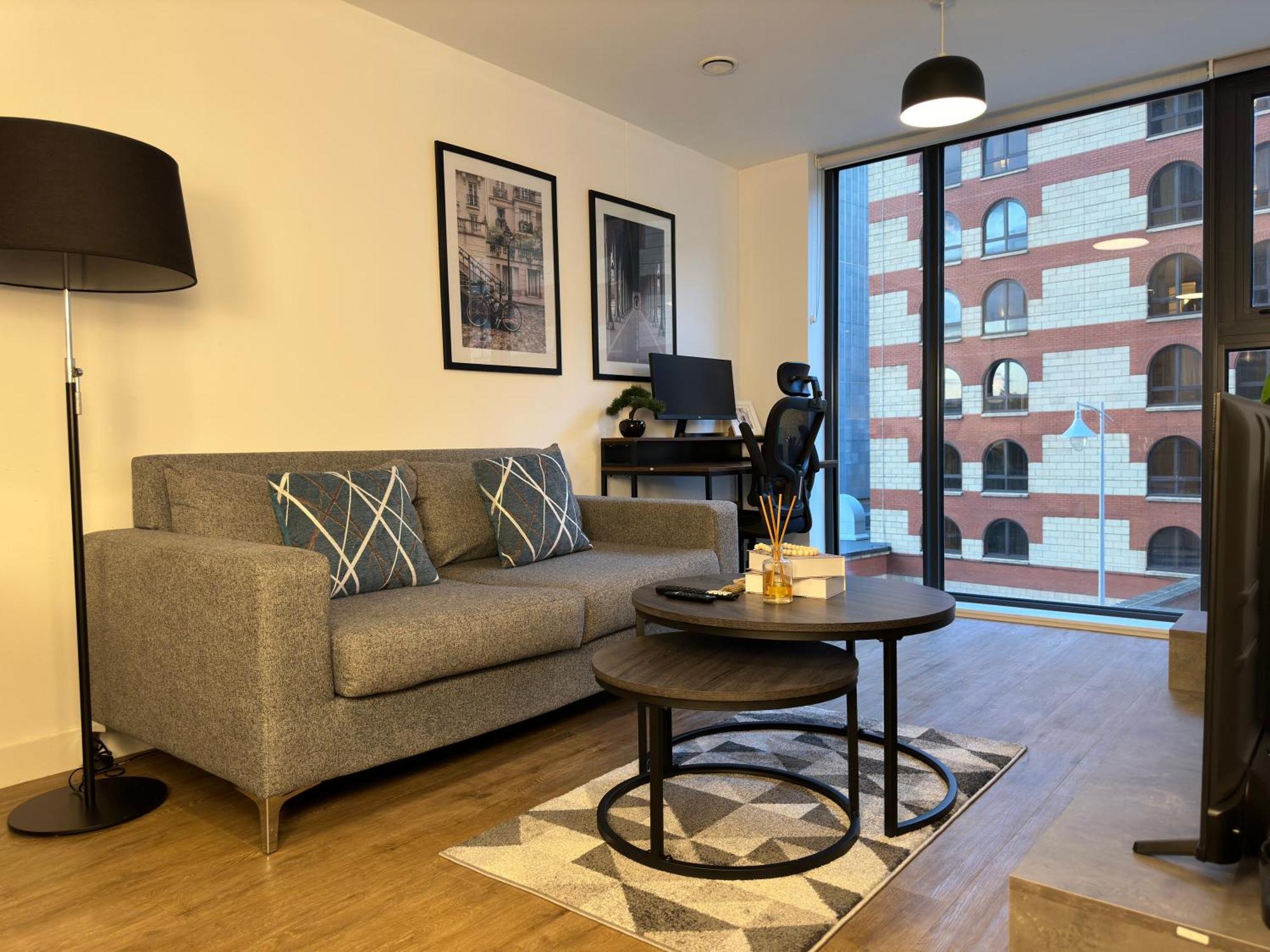 Cozy City Centre Apartment With Free Parking And Free Gym Birmingham Exterior foto