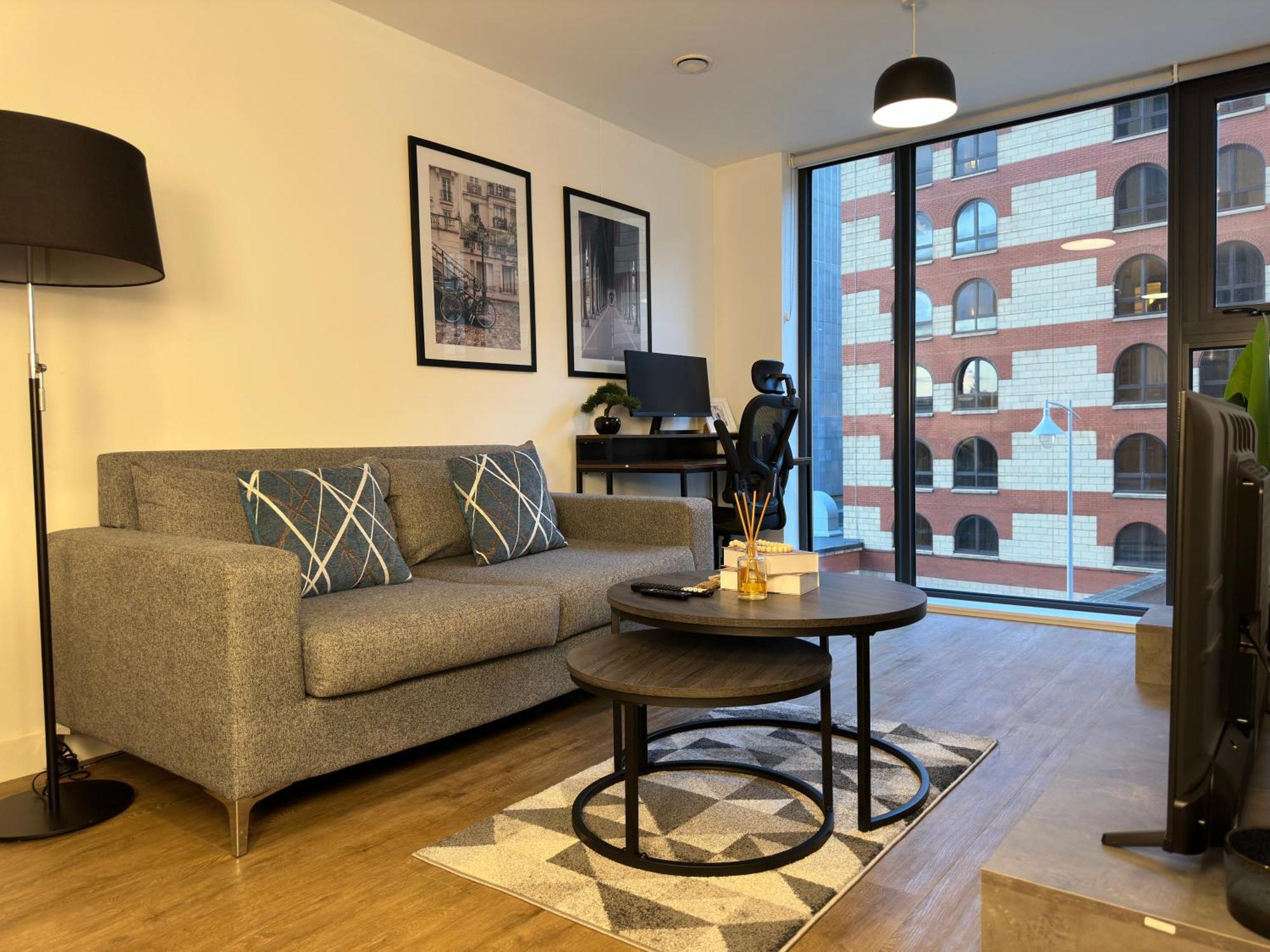Cozy City Centre Apartment With Free Parking And Free Gym Birmingham Exterior foto