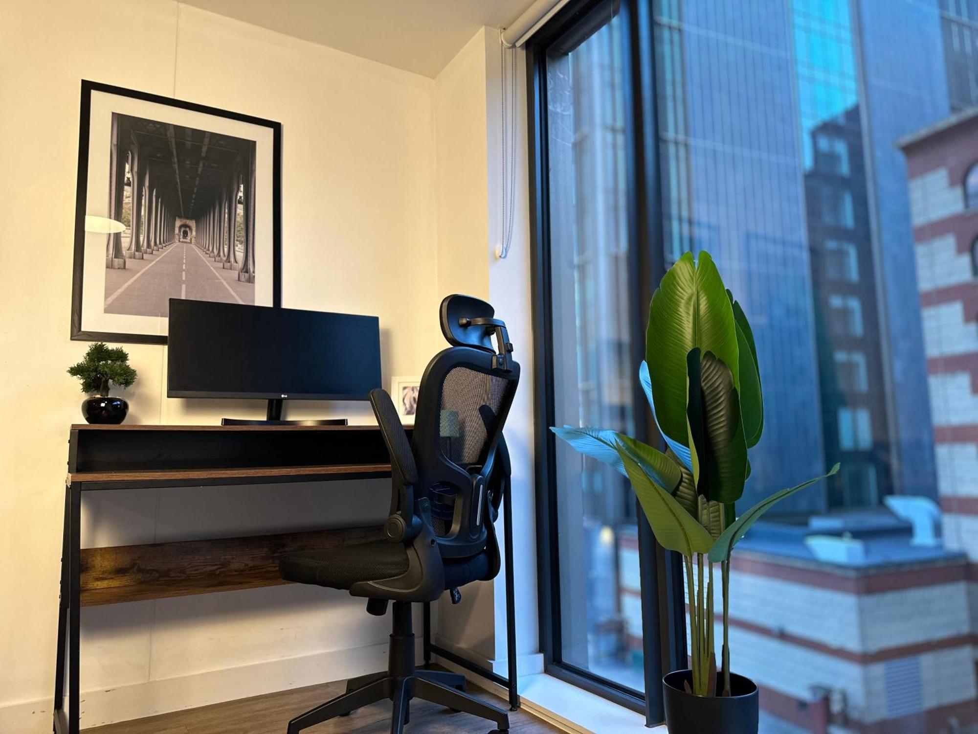 Cozy City Centre Apartment With Free Parking And Free Gym Birmingham Exterior foto